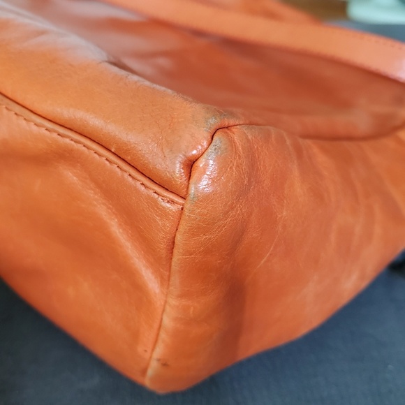 🦄  🎉HP🎉Orange Leather Badgley Mischka Satchel Bag - Picture 5 of 7